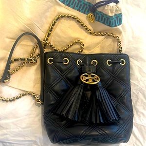 Tory Burch Fleming soft mini bucket bag